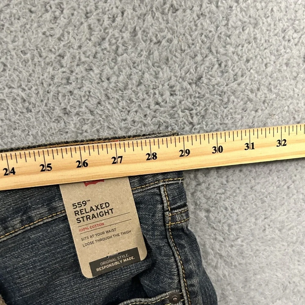 Levis Jeans Mens 58x30 Blue Denim 559 Relaxed Straight American Medium Wash Work